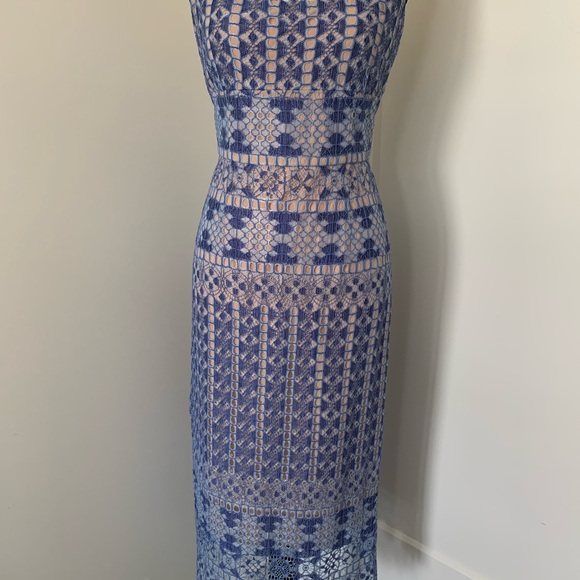 BCBG Max Azria Lace Overlay Midi Dress size 8 - Picture 6 of 16